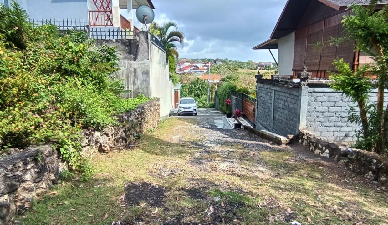 2bd04345-aa24-4405-89c1-d2f08b268e41