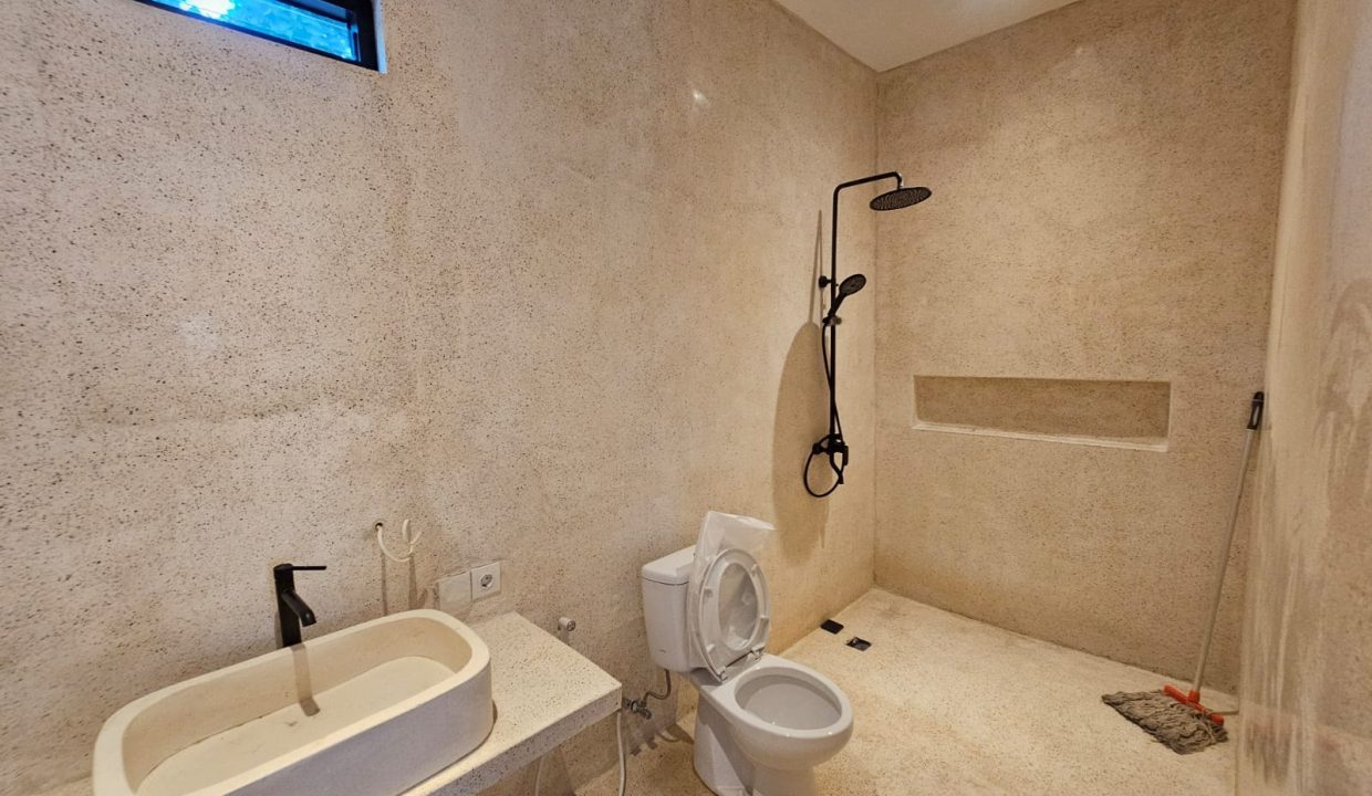 Brand New Modern Mediteranian Villa in Semer (1)
