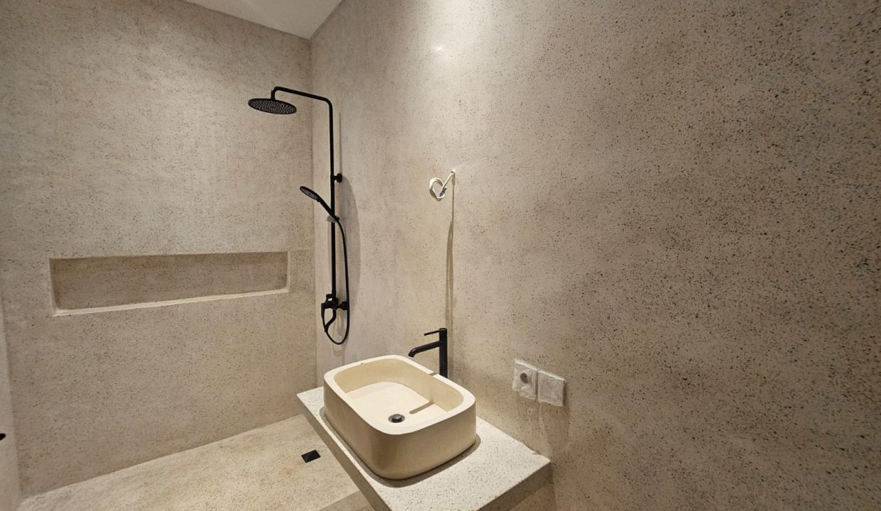 Brand New Modern Mediteranian Villa in Semer (14)