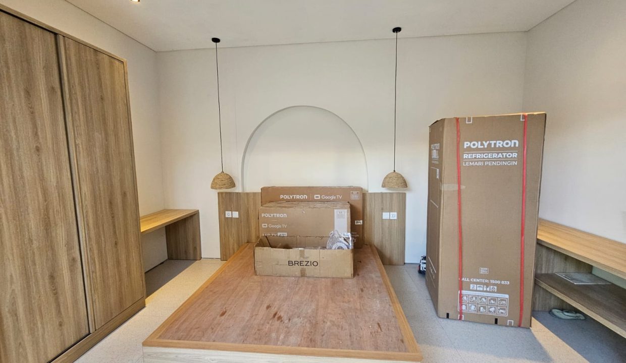 Brand New Modern Mediteranian Villa in Semer (2)