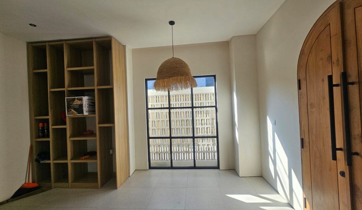 Brand New Modern Mediteranian Villa in Semer (7)