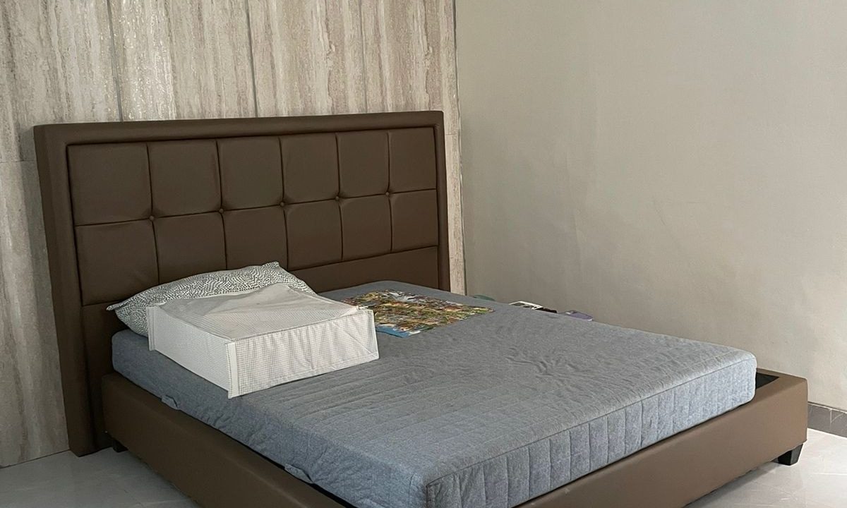 Disewakan Rumah SEMI Villa Lokasi di Kesiman (7)