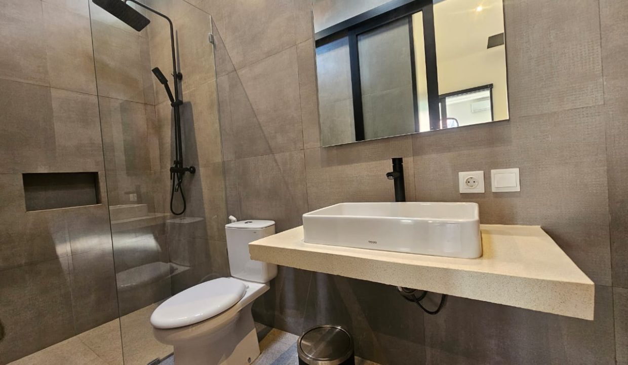 FREEHOLDLEASEHOLD Brand new villa Tibubeneng, Canggu (14)