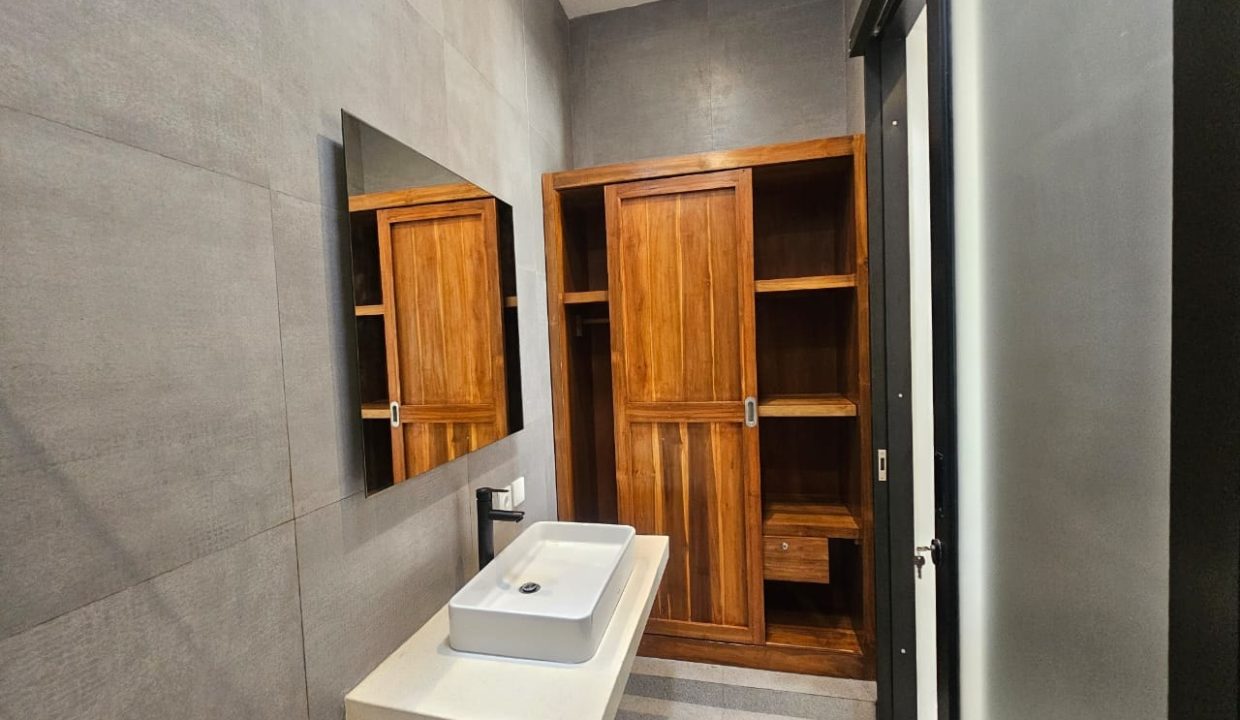 FREEHOLDLEASEHOLD Brand new villa Tibubeneng, Canggu (7)
