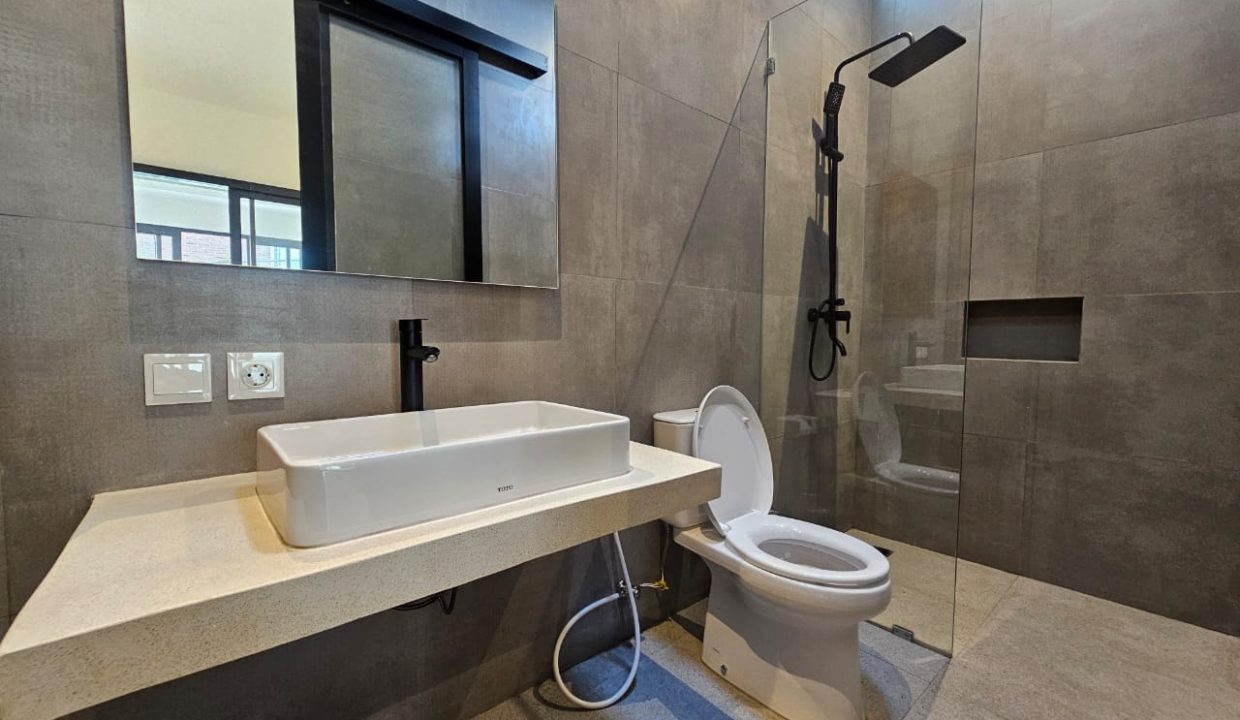 FREEHOLDLEASEHOLD Brand new villa Tibubeneng, Canggu (9)