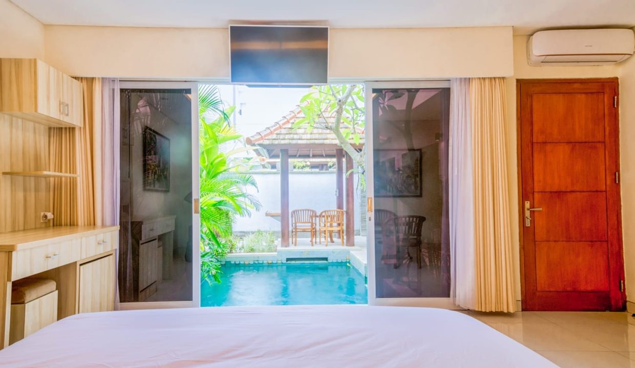 Villa for rent, walking distance to the beach (2)