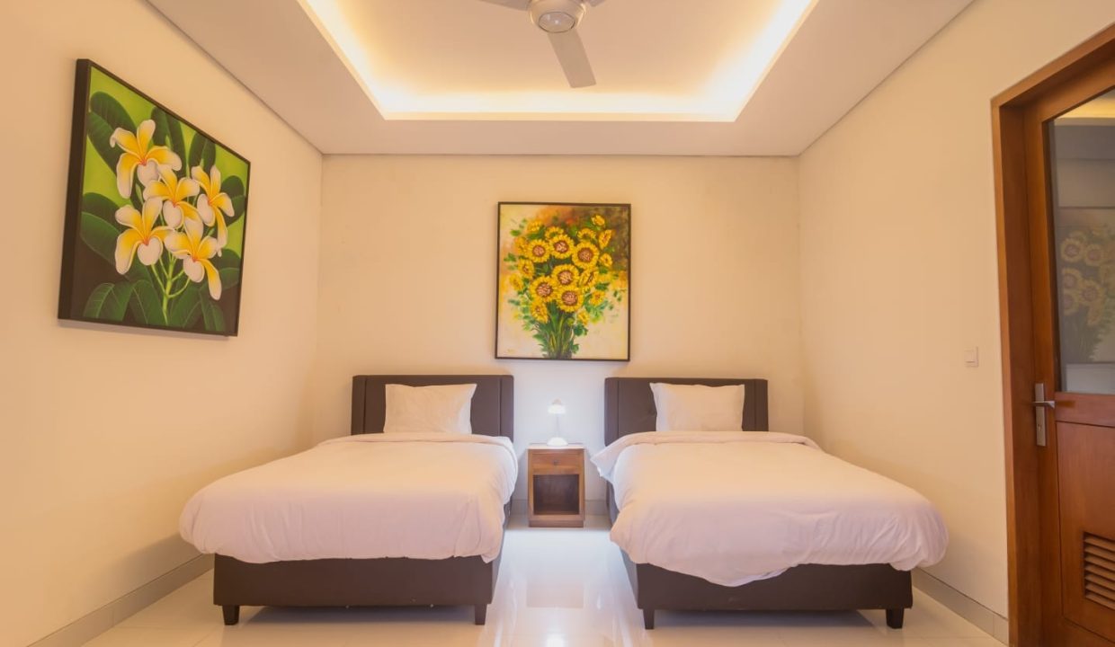 Villa for rent, walking distance to the beach (8)