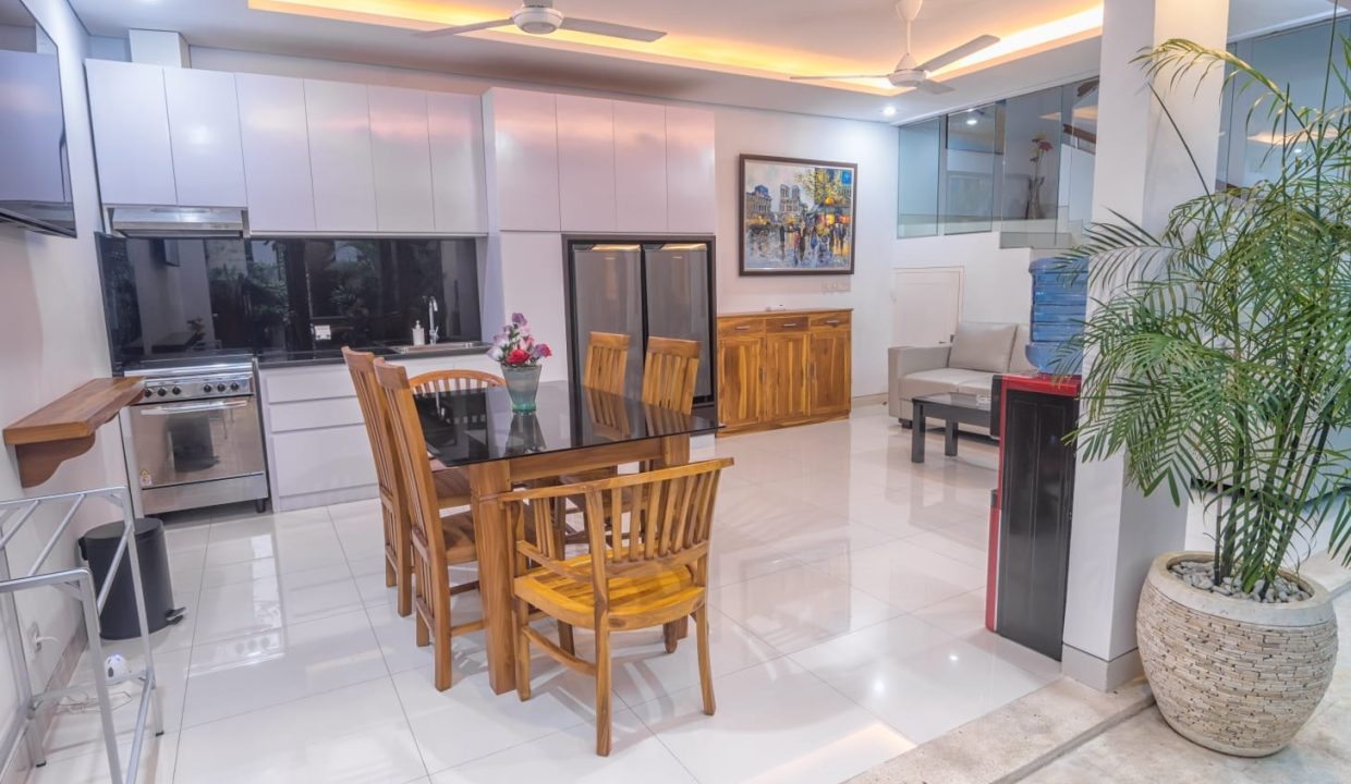 Villa for rent, walking distance to the beach (9)