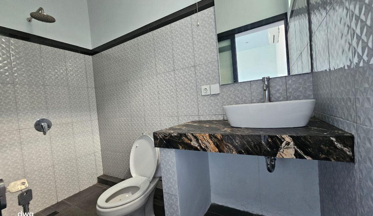 IMG-20251017-WA0273