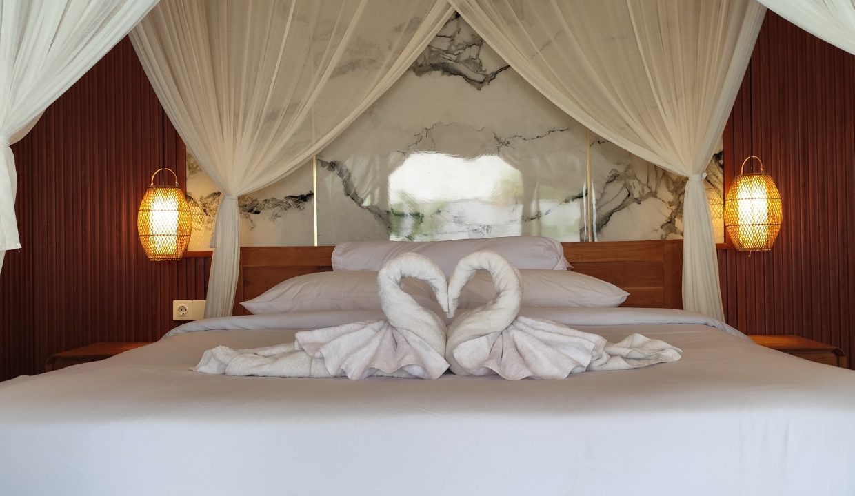 0341fe9b-a64a-43f2-8dc4-e7bc22095b16