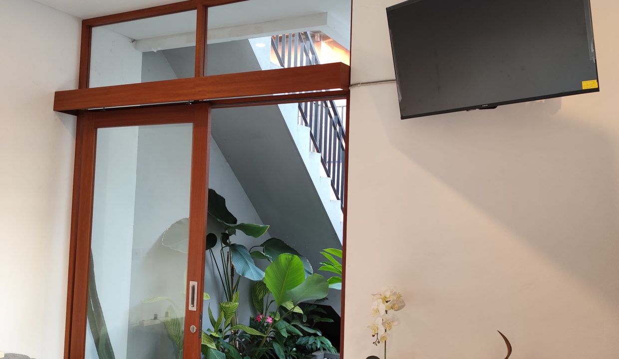 81aa213d-b2ac-4cbc-b4a0-9ddd20616f8f