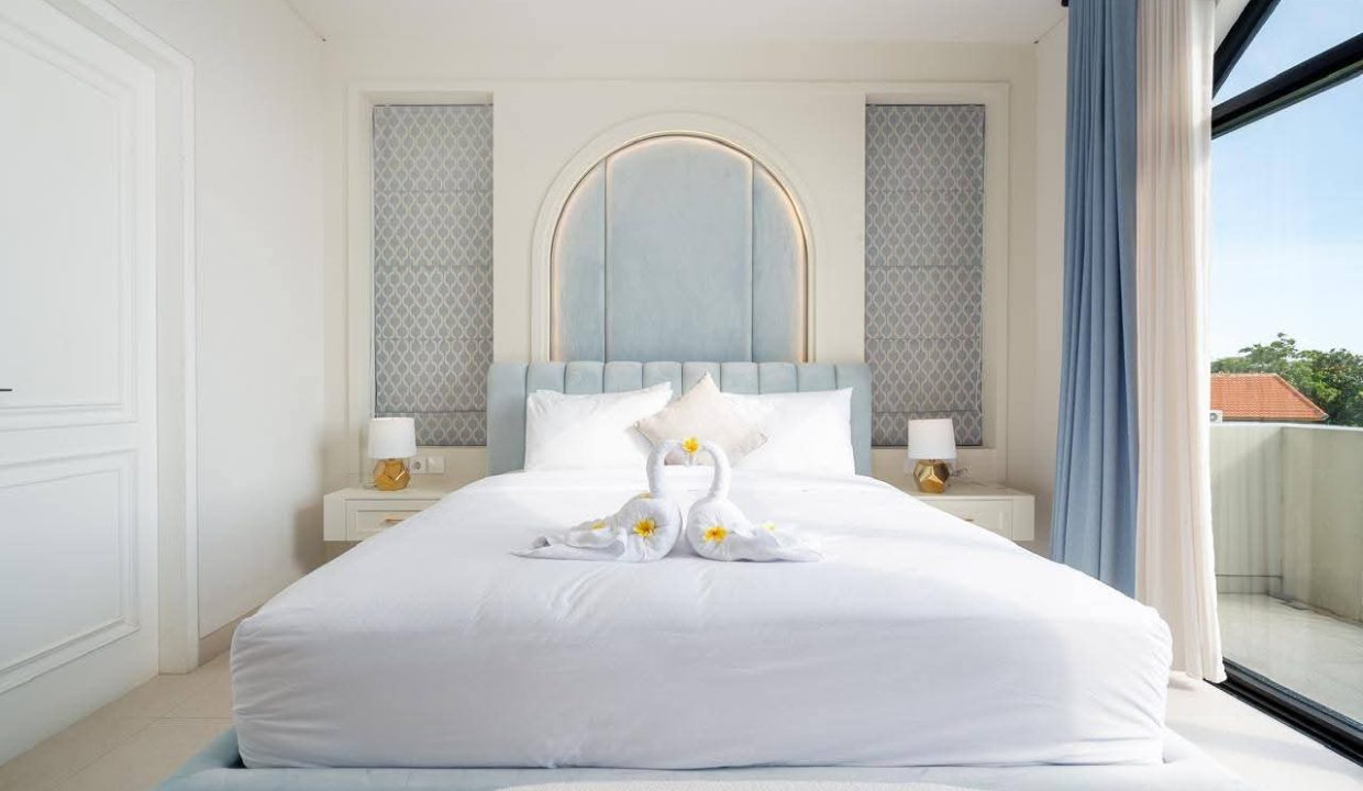 acaaa1c3-c4d5-4fa3-b952-8e6a0eb2c2fd