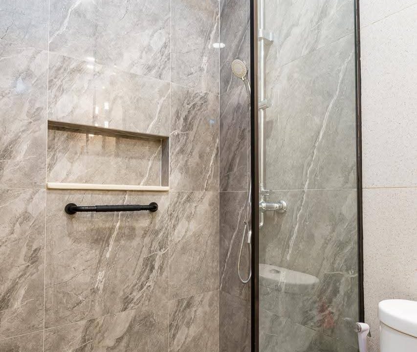 ba70b874-d40d-4c33-b00d-219266050978